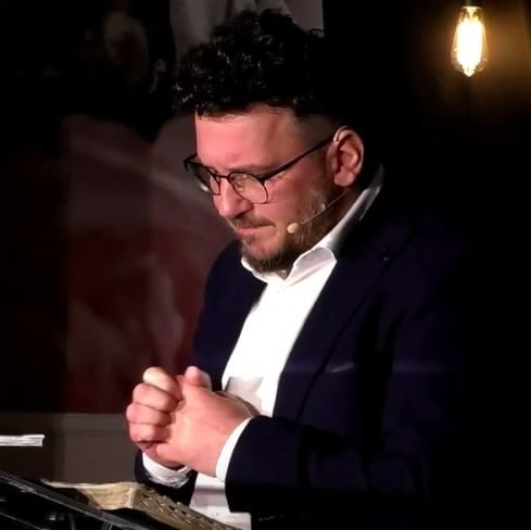 Creșterea în maturitatea spirituală Creșterea în maturitatea spirituală